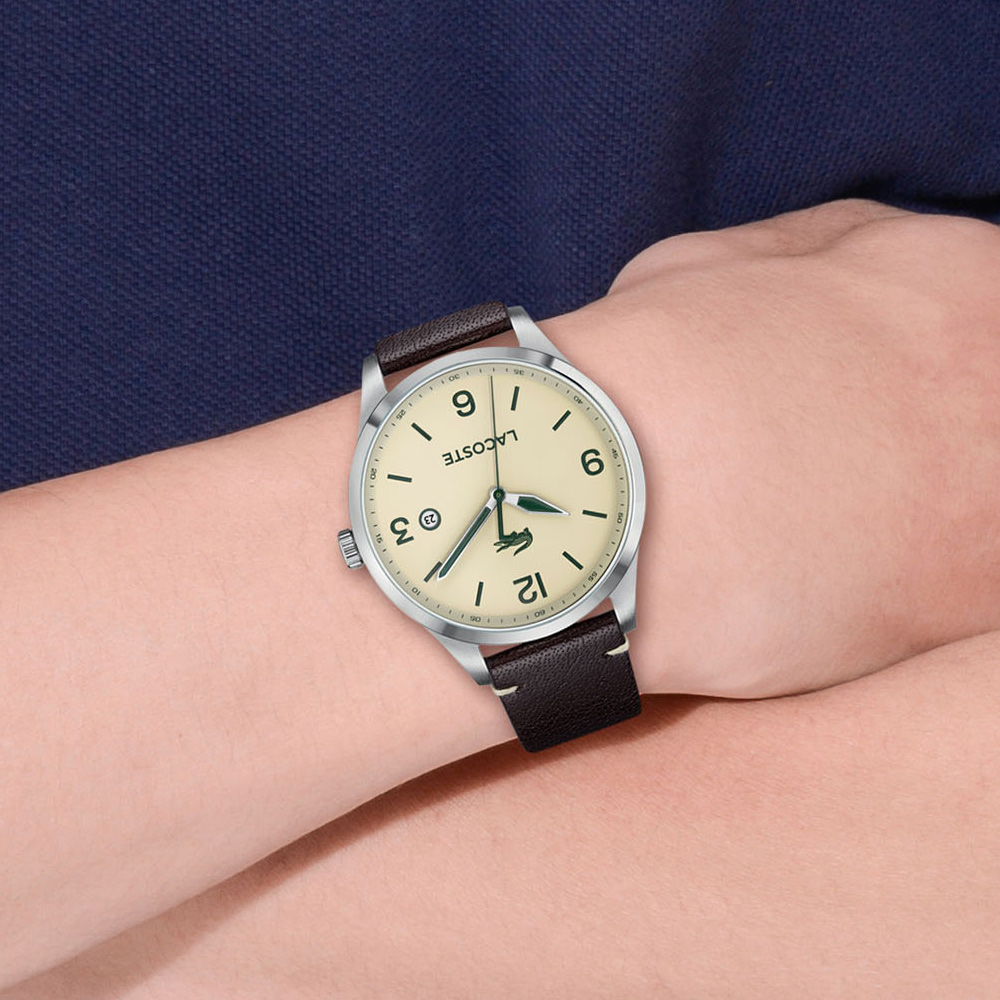 Compre Relógio Lacoste Bracelete de couro marrom Ref 2011137