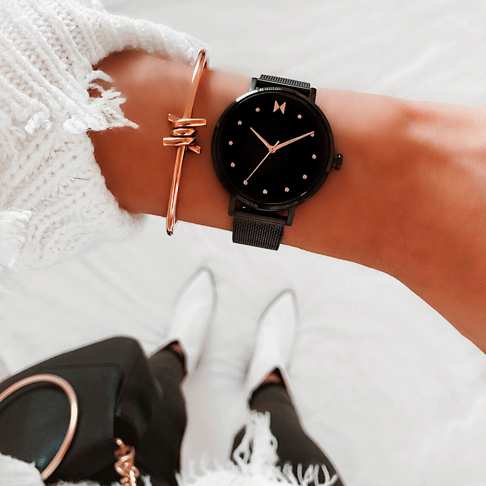 Relógio MVMT Feminino Aço Preto 28000033-D | Vivara